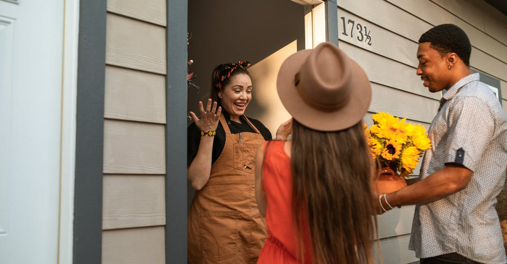 What Does Seborrheic Dermatitis Look Like?